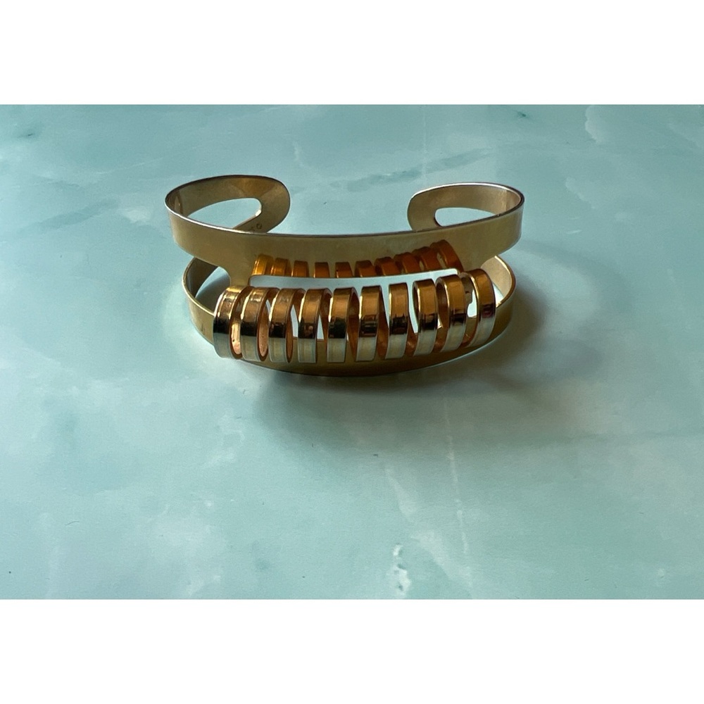Vintage Sarah Coventry Gold Tone Cuff Bracelet